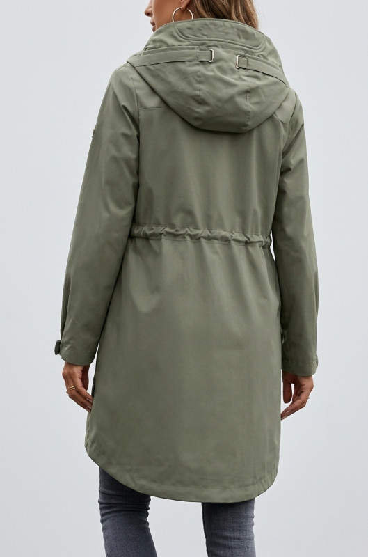 Khakijarní parka s velkou kapucí