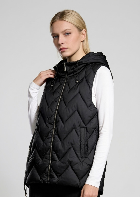 Černá prodloužená vesta