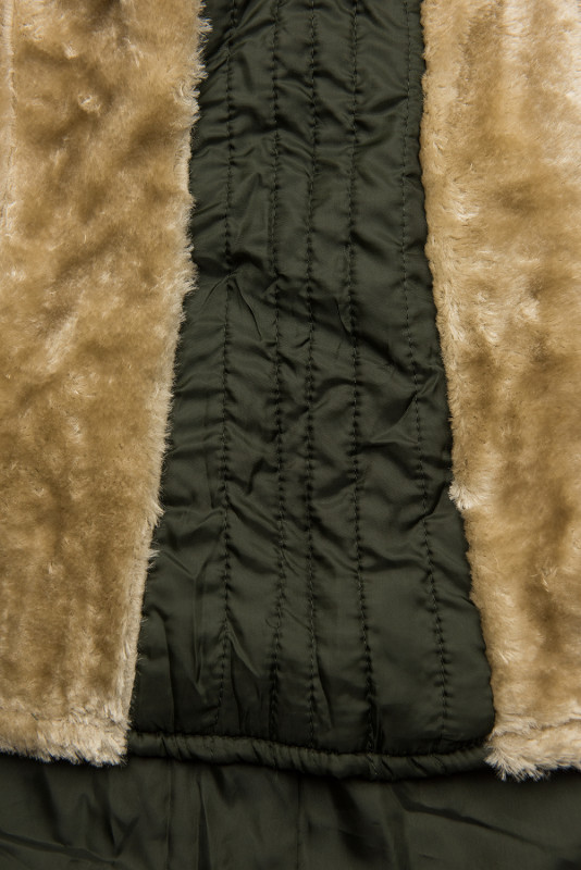 Khaki parka na podzim/zimu s odnímatelným futrem