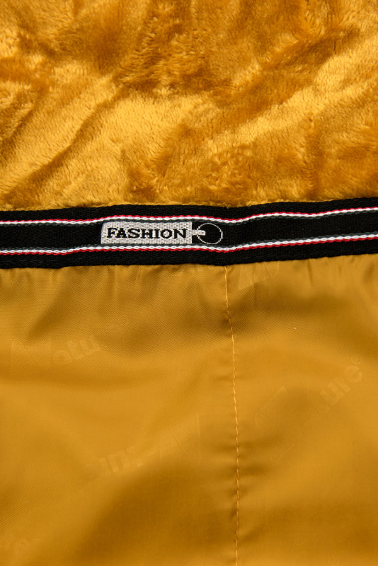 Žluto-modrá bunda s kontrastním lemováním