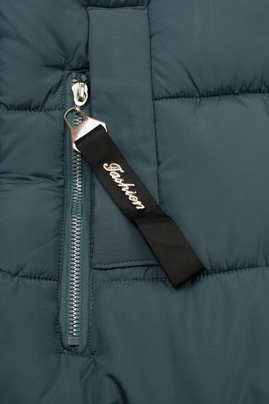 Petrolejově zelená dlouhá zimní bunda s kožešinou