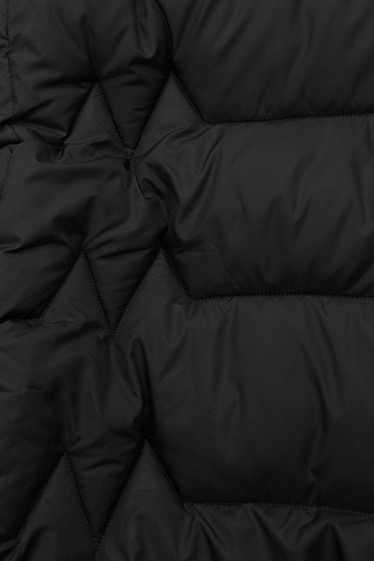 Zimní bunda s prodlouženým zadním dílem, černá
