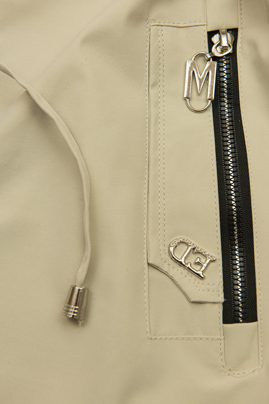 Béžová parka s odepínatelnou kapucí