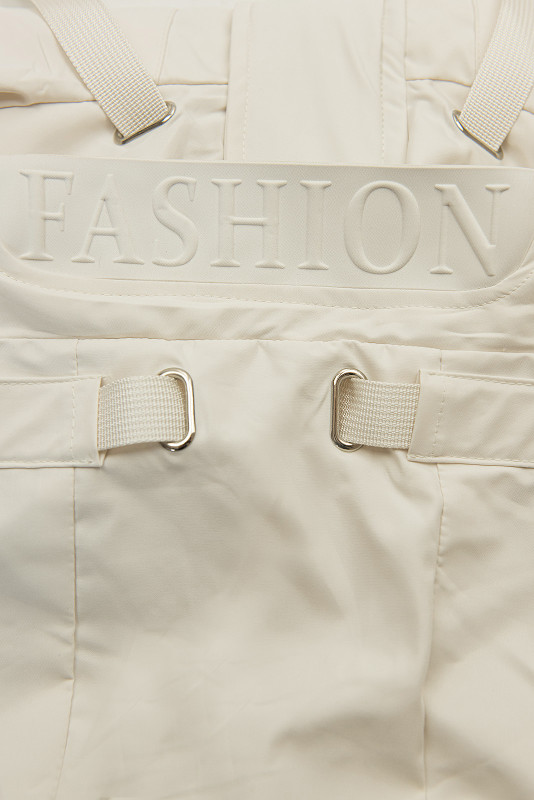 Ecru jarní parka s velkou kapucí