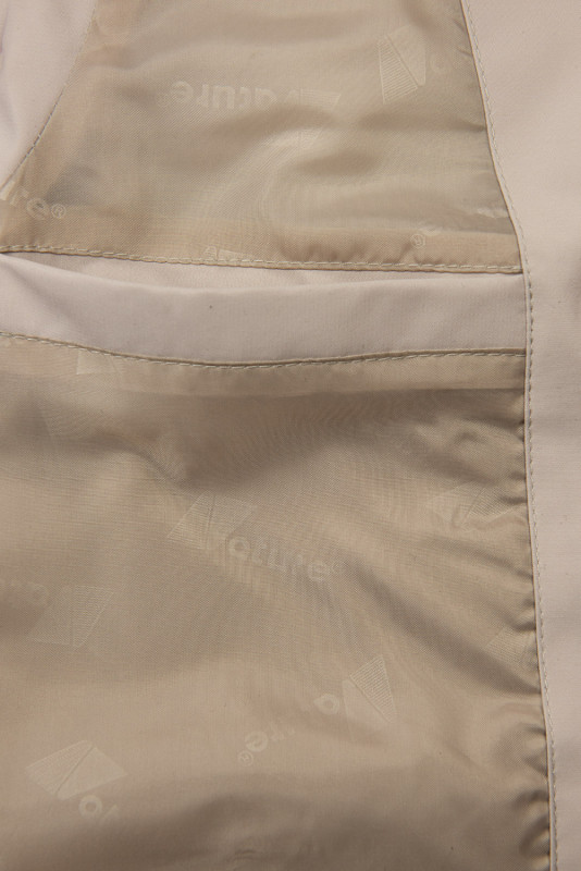 Béžová prošívaná vesta