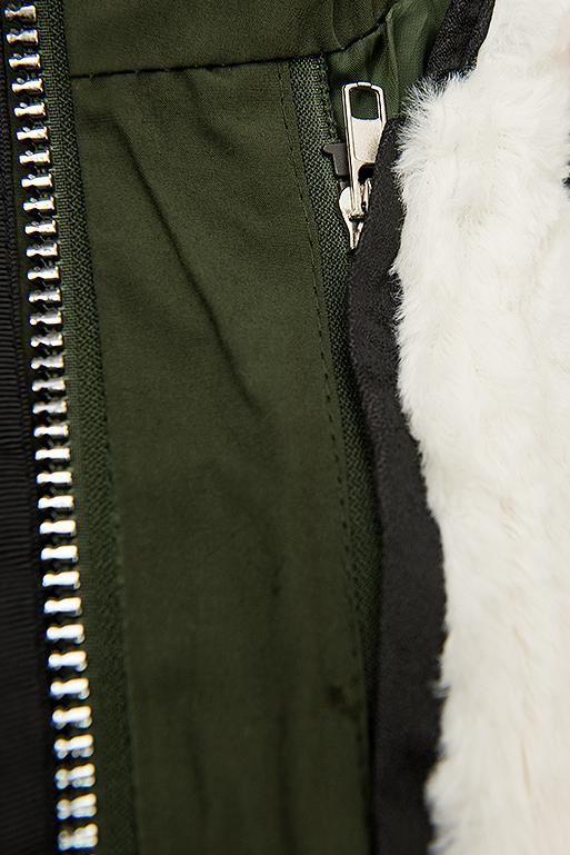 Khaki-bílá parka na zimu