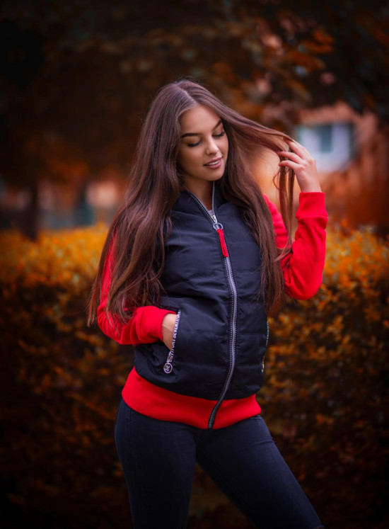 Černá kombinovaná sportovní mikina