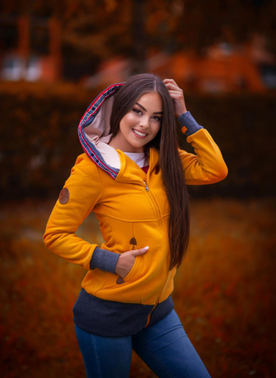 Prodloužená mikina s kapucí žlutá/grafitová