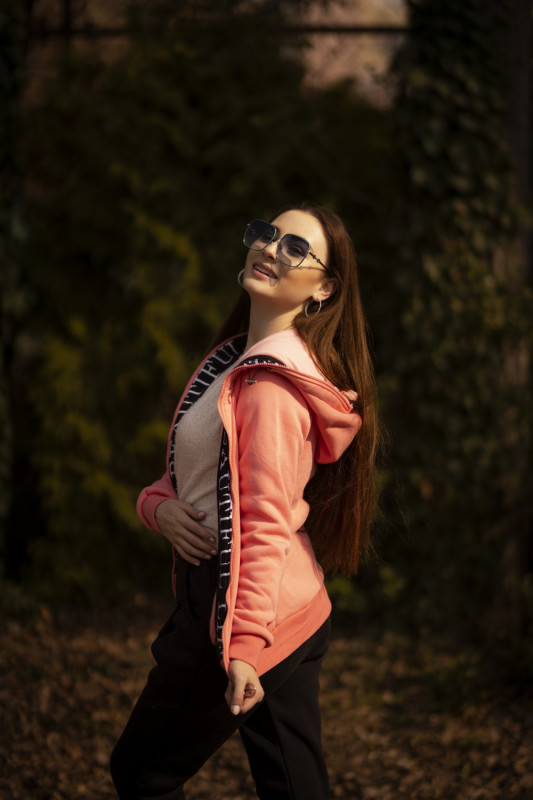 Černá tepláková souprava na zip