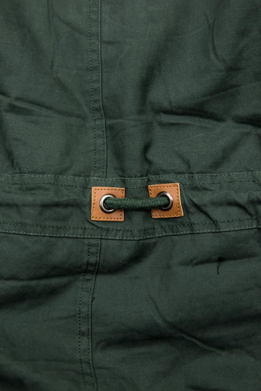 Zelená prodloužená parka s plyšem