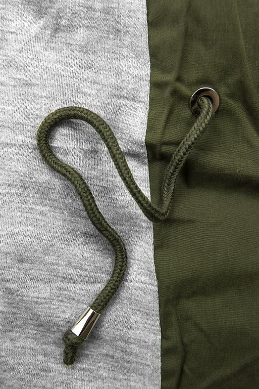 Zelená přechodná parka se šedou podšívkou