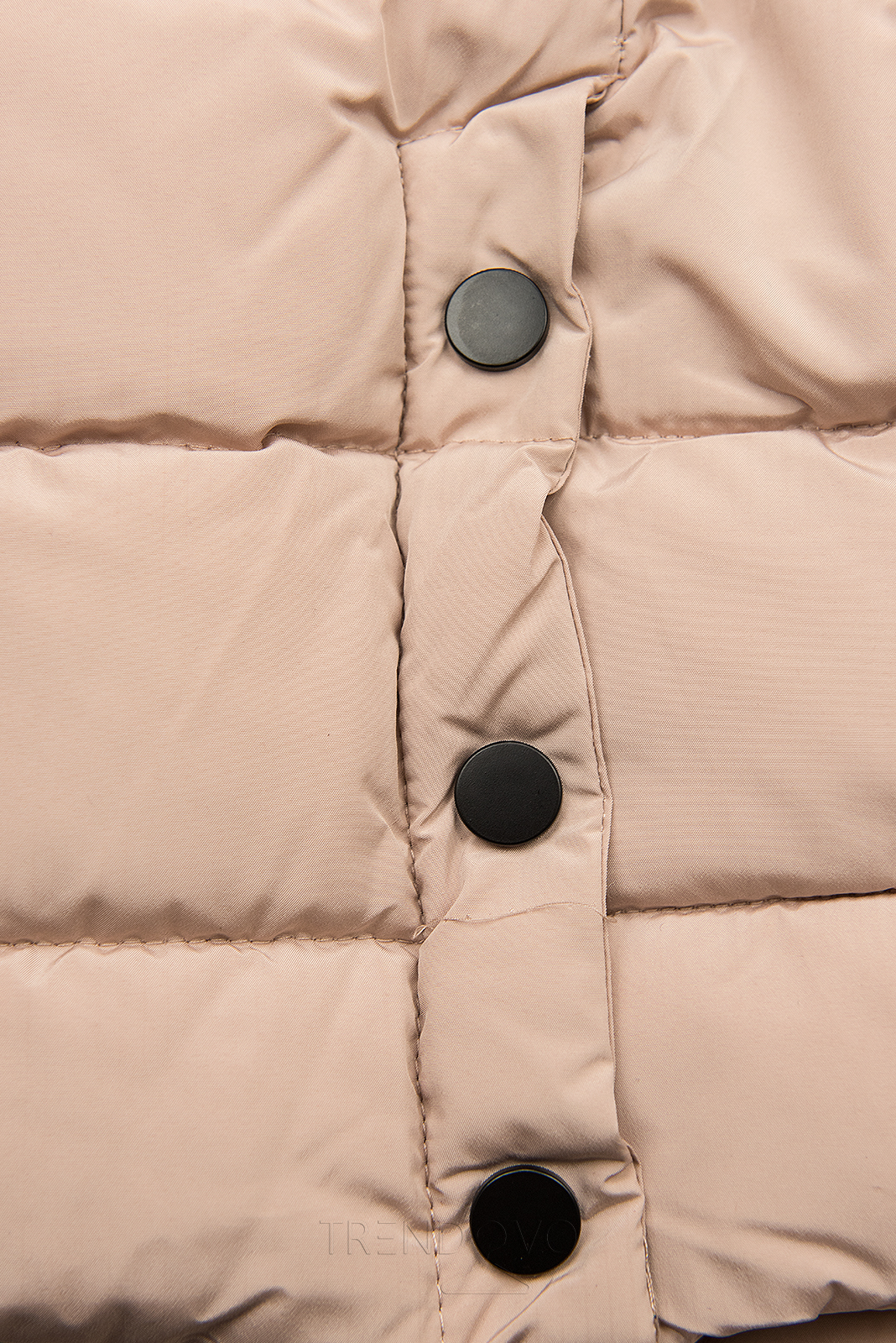 Pudrově růžová zimní bunda v prošívaném designu