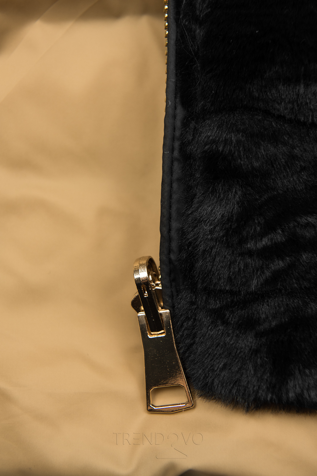Černá-hnědá oboustranná bunda kombinovaná s plyšem