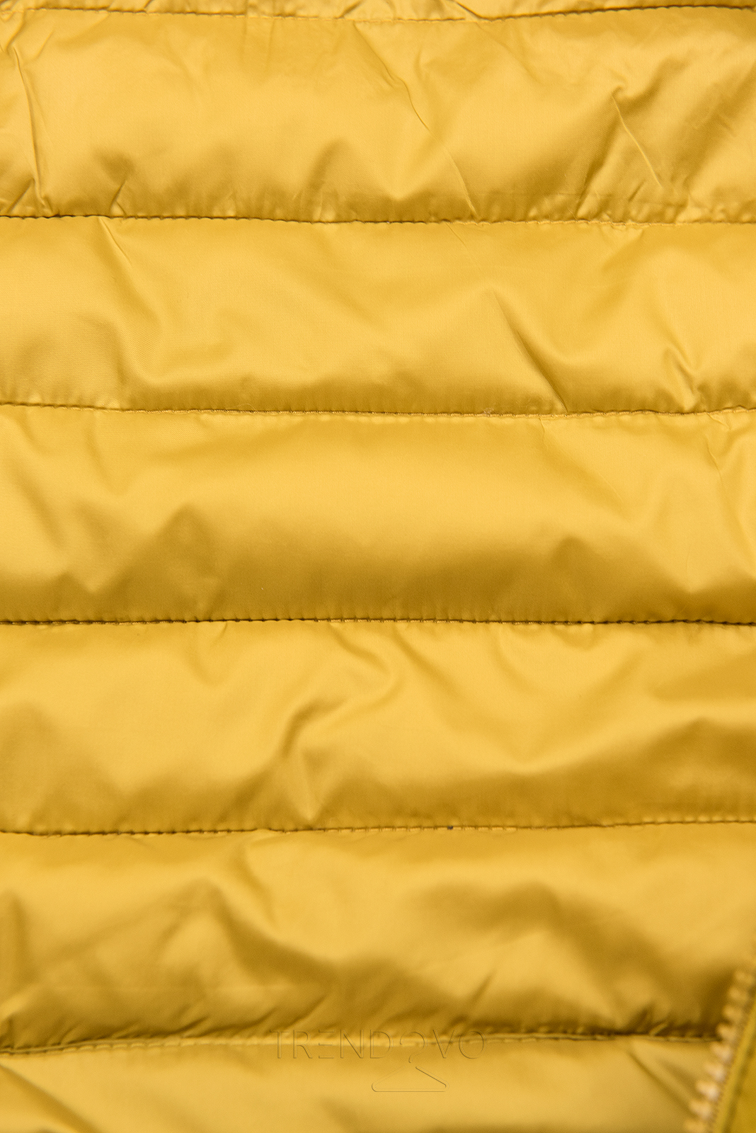 Žlutá kombinovaná bunda
