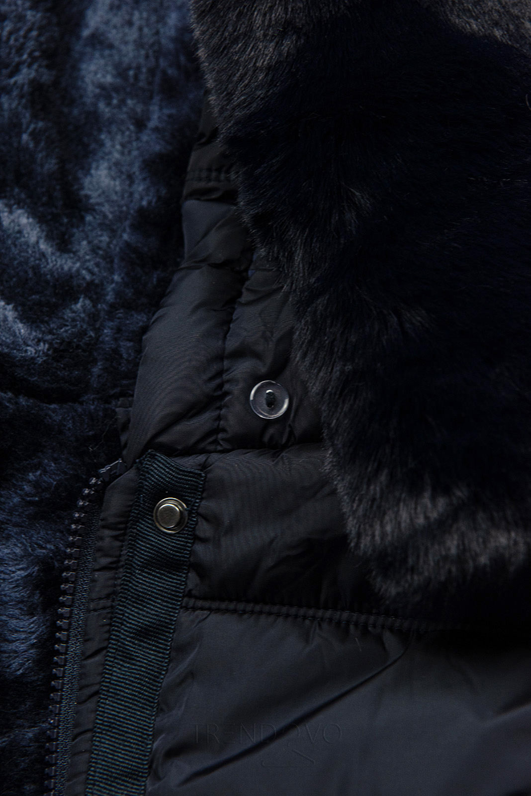 Tmavě modrá zimní bunda s plyšem a kožešinou
