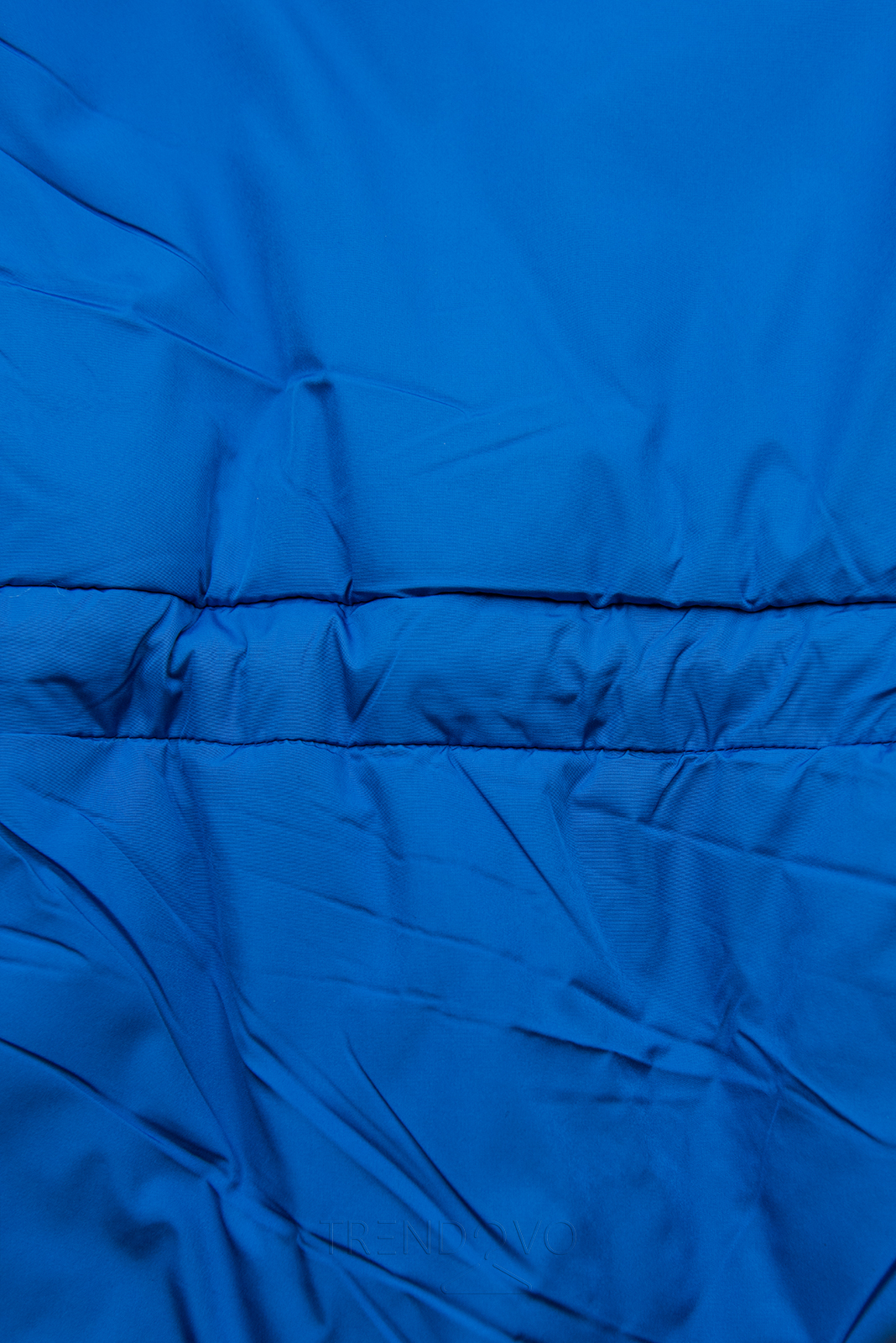 Kobaltově modrá prošívaná lehká bunda