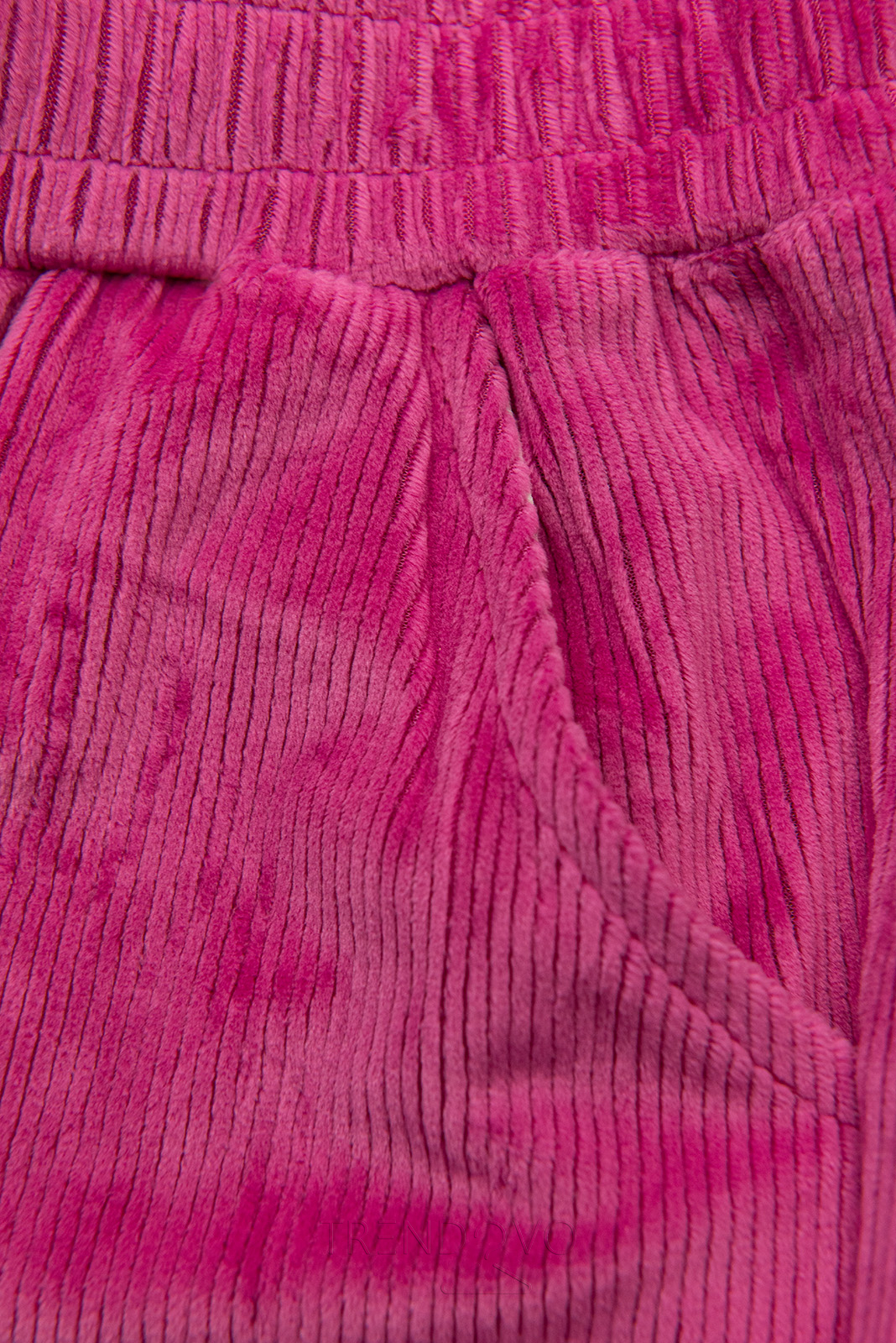 Růžové kalhoty se šněrováním v pase