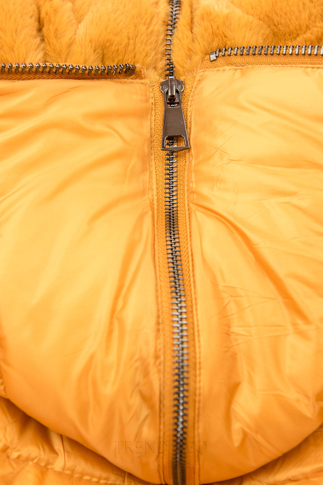 Žlutá oboustranná bunda s plyšem