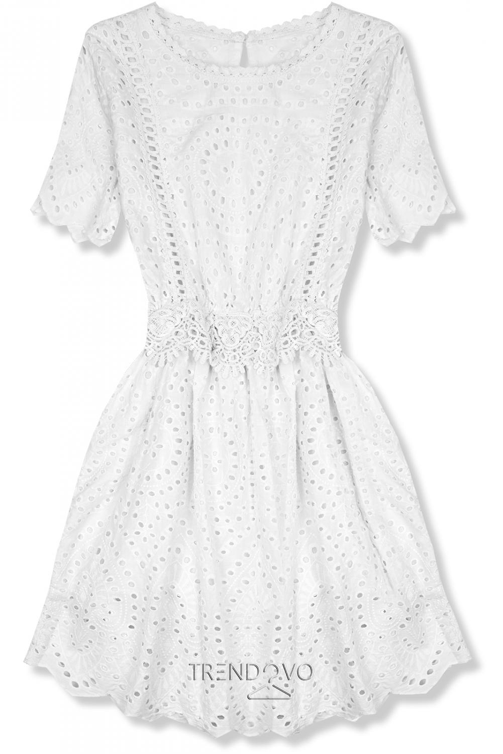 Bílé šaty s perforovanými výšivkami