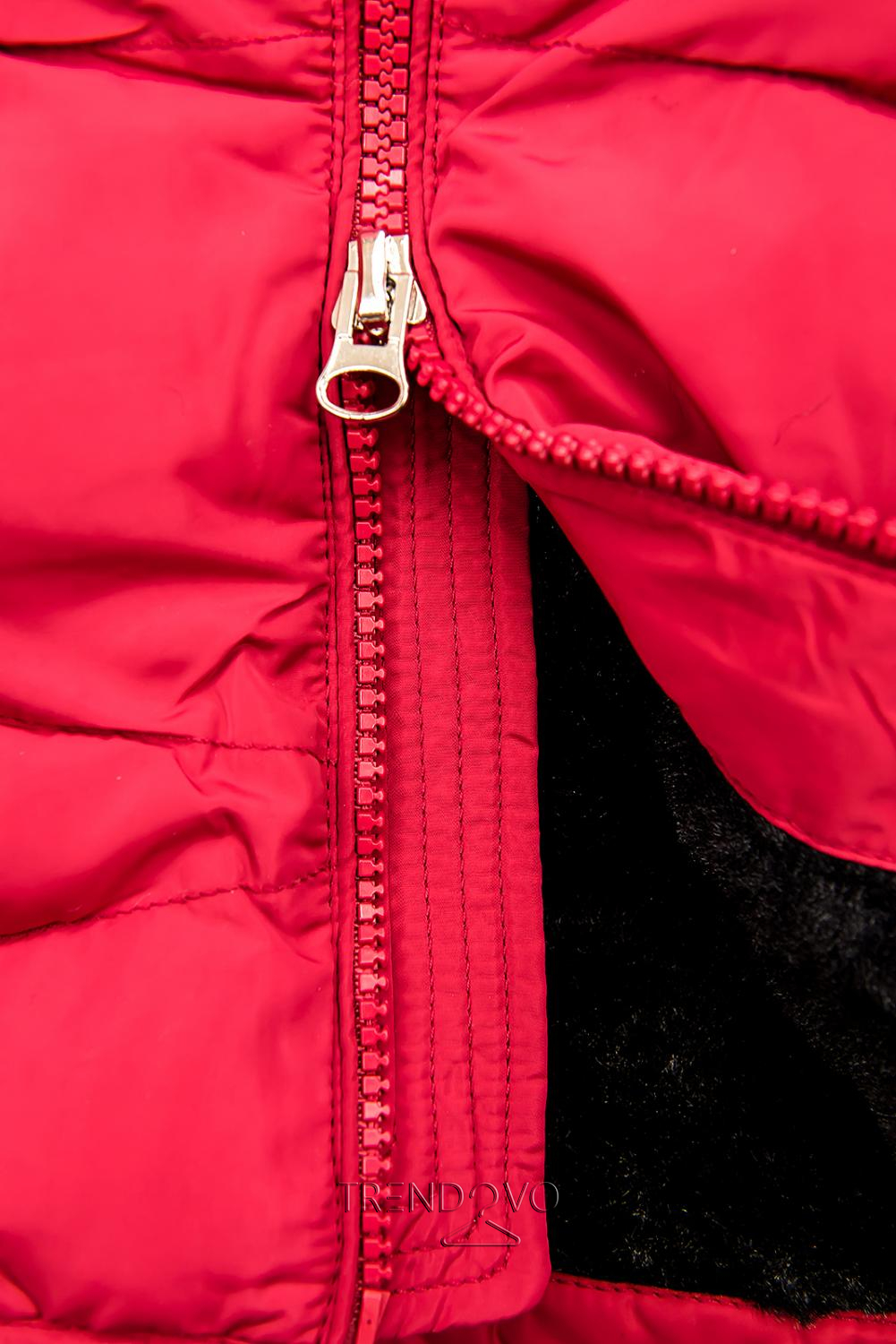 Červená zimní prošívaná bunda s plyšem