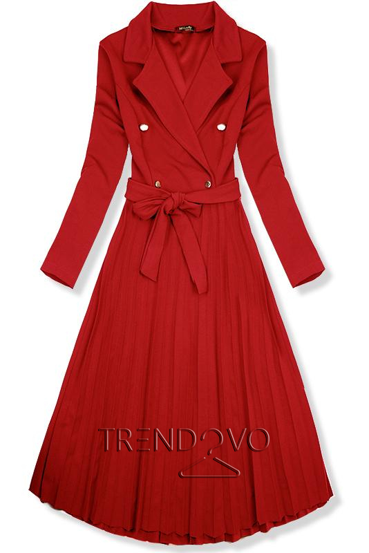 Červené dlouhé šaty se skládanou sukní