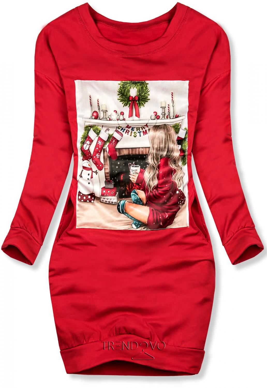 Červené teplákové šaty s vánočním motivem
