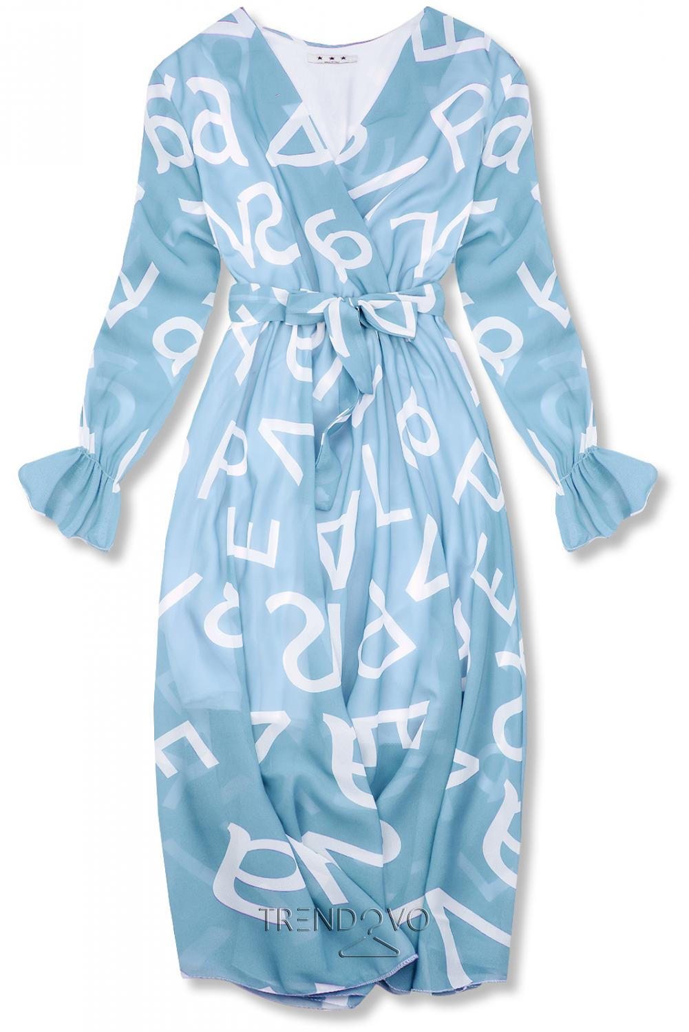 Bledě modré midi šaty s potiskem písmen