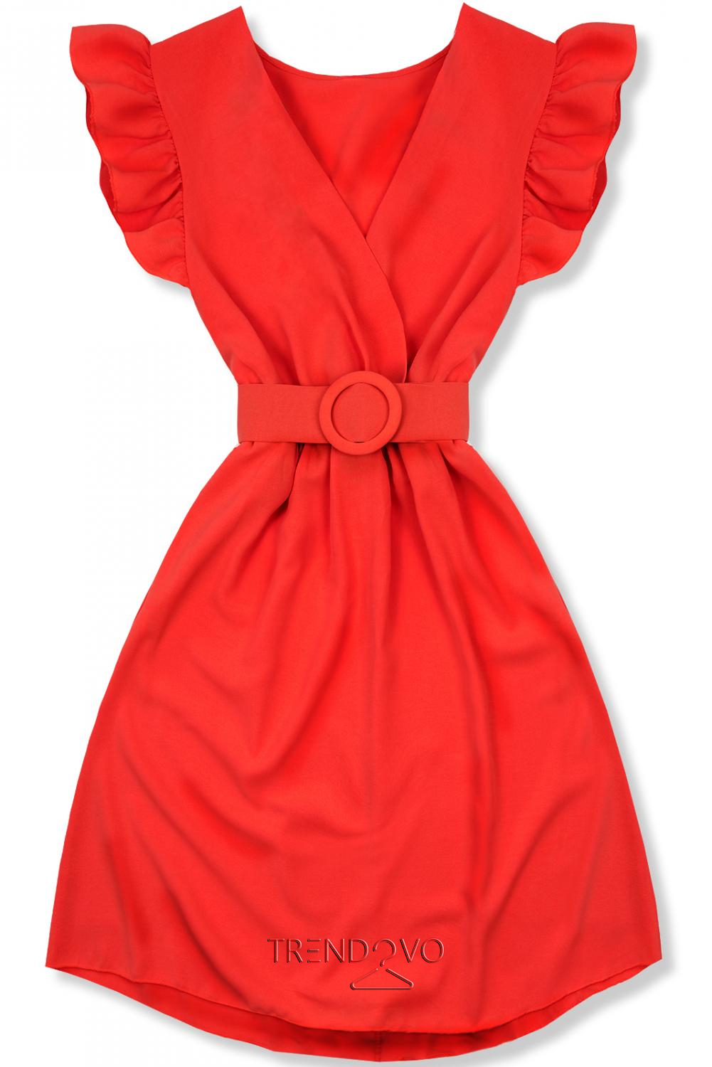 Červené šaty s páskem