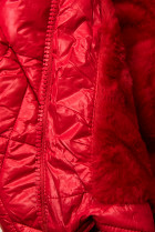 Červená lesklá zimní bunda s páskem