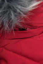 Červená prošívaná zimní bunda s kapucí