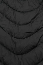 Černá prošívaná bunda zateplená plyšem