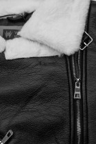 Černo-bílá zateplená koženková bunda