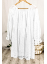 Bílé šaty s ažurovou výšivkou