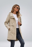 Béžová jarní parka s velkou kapucí
