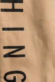 Béžová souprava v kombinovaných materiálech